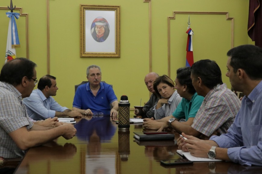 Passalacqua y la Mesa Interministerial repasaron acciones para atender demandas de tareferos