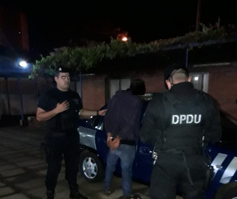 Posadas: detuvieron a un joven por intentar robar a una pareja y agredir a policías