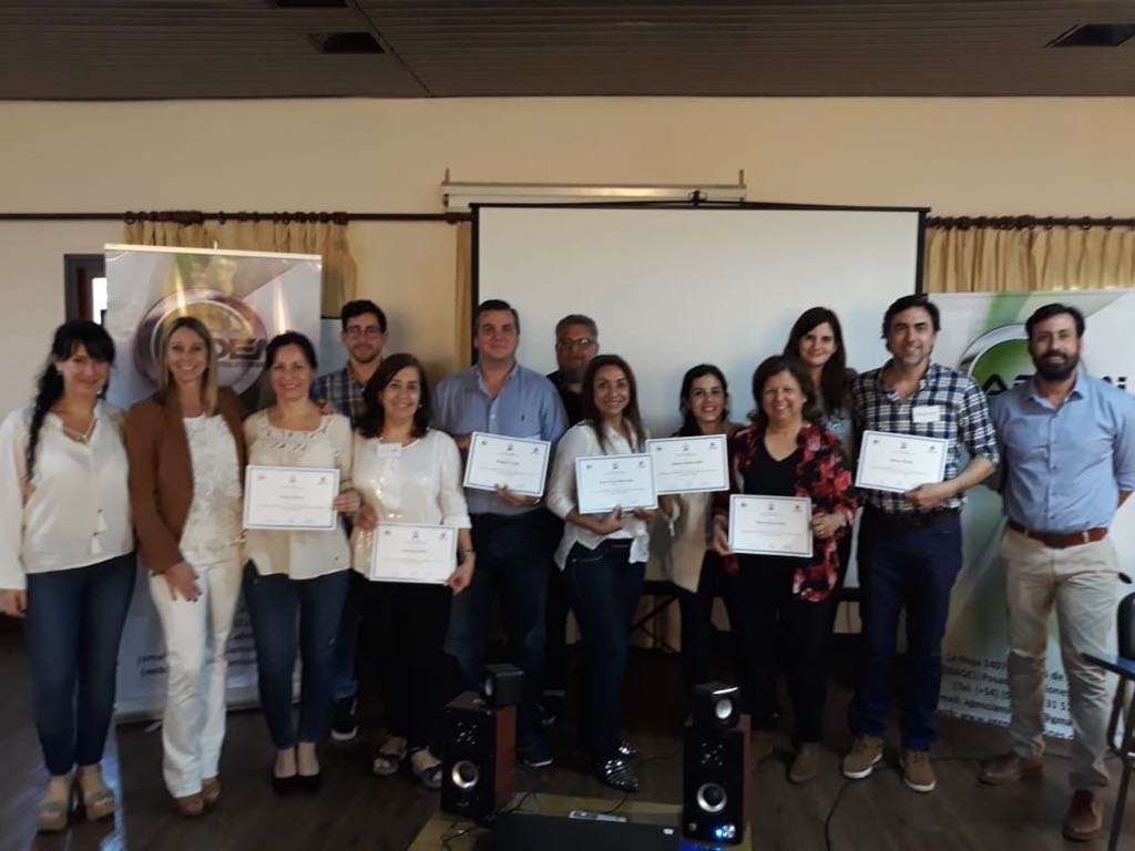 Comerciantes de Posadas apuestan a la mejora en la atención del cliente