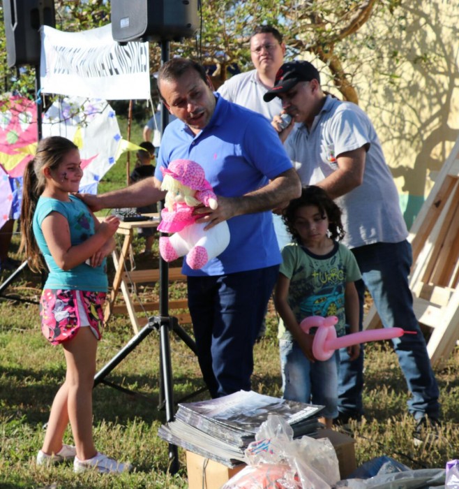 Nemesio Parma: Herrera Ahuad participó de un agasajo a niños 4 8 - WhatsApp Image 2018 09 10 at 10.04.51 1 - 7