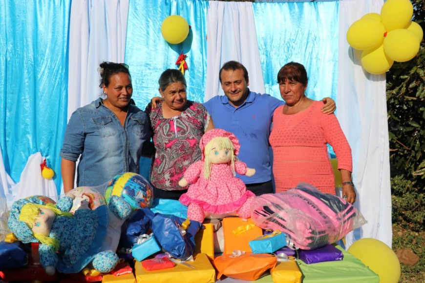 Nemesio Parma: Herrera Ahuad participó de un agasajo a niños 6 12 - WhatsApp Image 2018 09 10 at 10.04.52 - 11