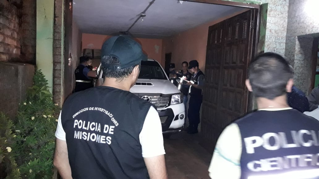 Detuvieron a sospechoso y secuestraron una camioneta por el caso de la pareja atacada en Costanera Oeste