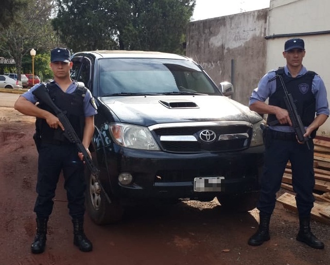 Jardín América: incautan otra camioneta mal habida utilizada para el tráfico ilegal