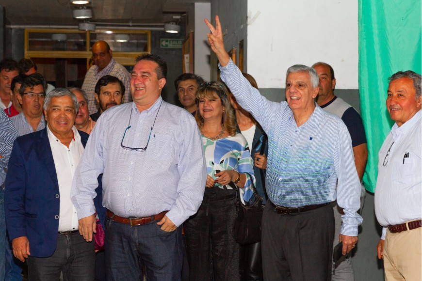 Trabajadores de Obras Sanitarias del país coparon Misiones para su torneo federal de fútbol