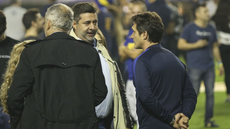 Boca: Angelici se reunió con Guillermo y con los jugadores