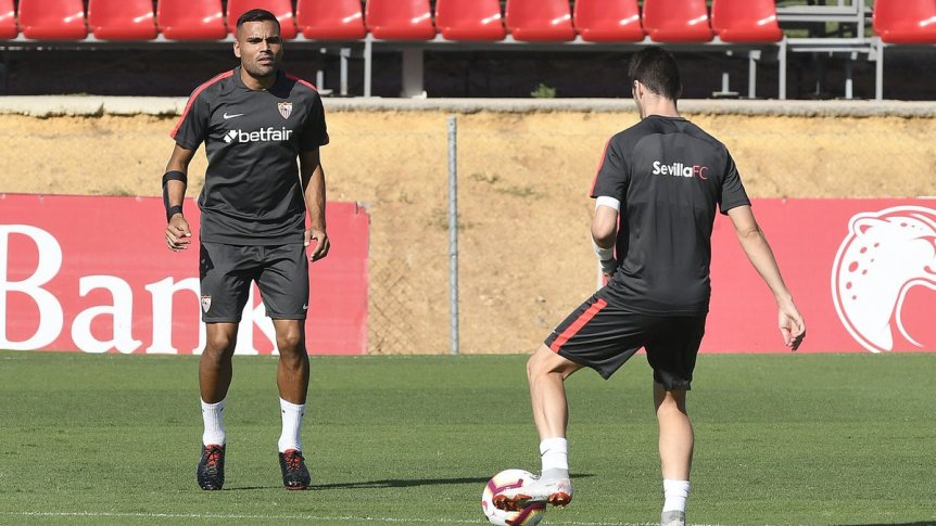 Buenas noticias para Scaloni: Mercado regresó a los entrenamientos del Sevilla