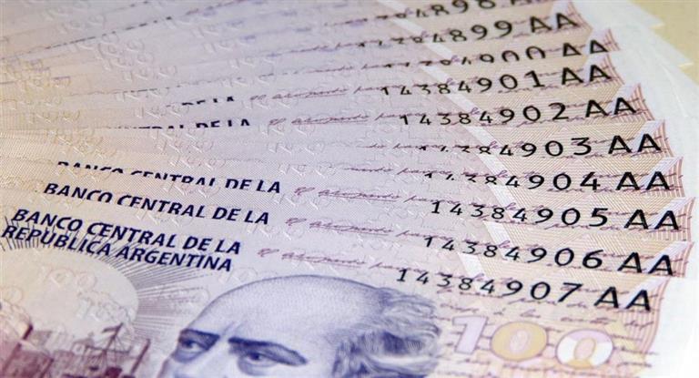 Advierten que el salario real registrado caerá casi 6% en 2018