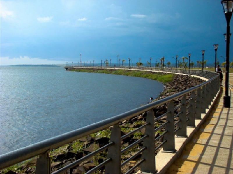 Tiempo: sábado caluroso con máxima de 34° C