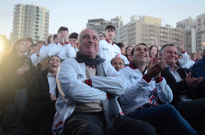 Misiones se distinguió en la apertura  de los Juegos Nacionales Evita