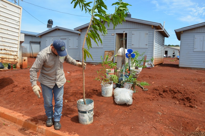 Chacra 158: la solución habitacional llegó para una decena de familias asentadas en la vía pública