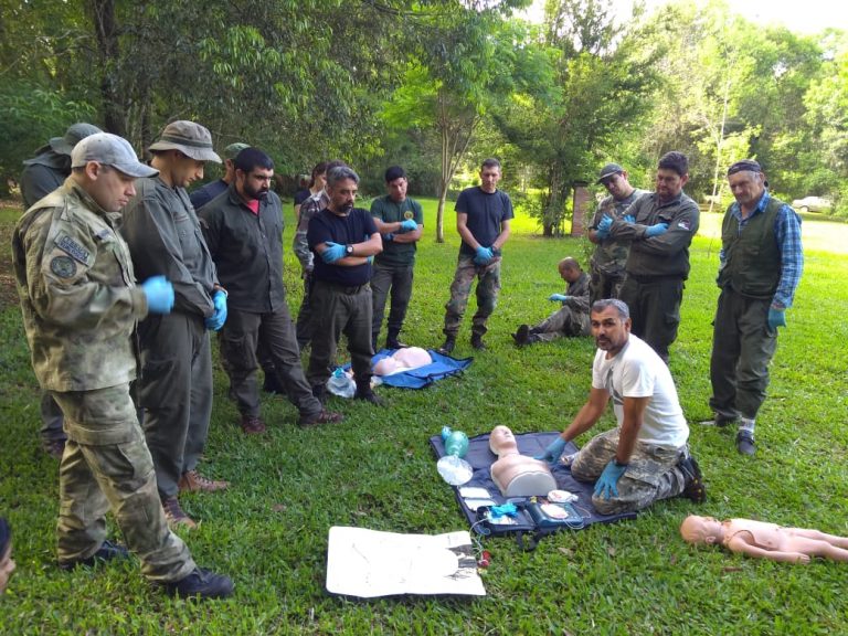 Guardaparques de Ecología recibieron capacitación sobre “Primeros Auxilios en Selva”