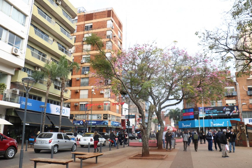 Tiempo: martes cubierto, con temperaturas elevadas