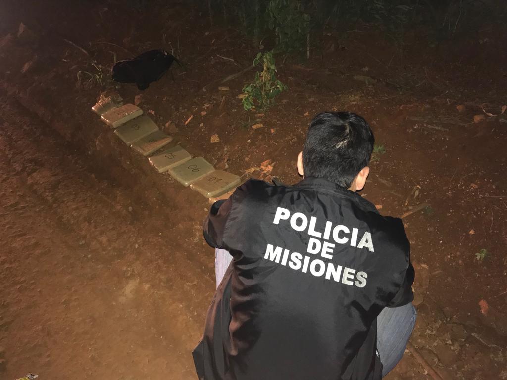 Incautaron 11 panes  de marihuana en Puerto Libertad