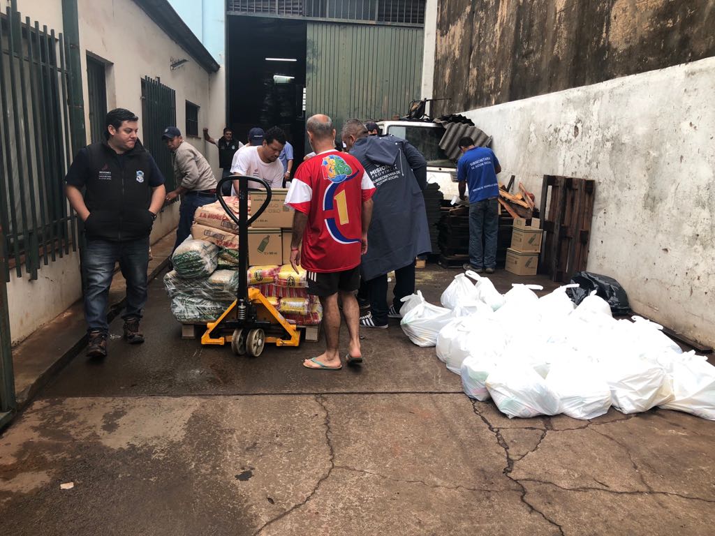 Más de 180 familias afectadas por el temporal fueron asistidas por Desarrollo Social 14 28 - WhatsApp Image 2018 10 10 at 12.35.36 - 27