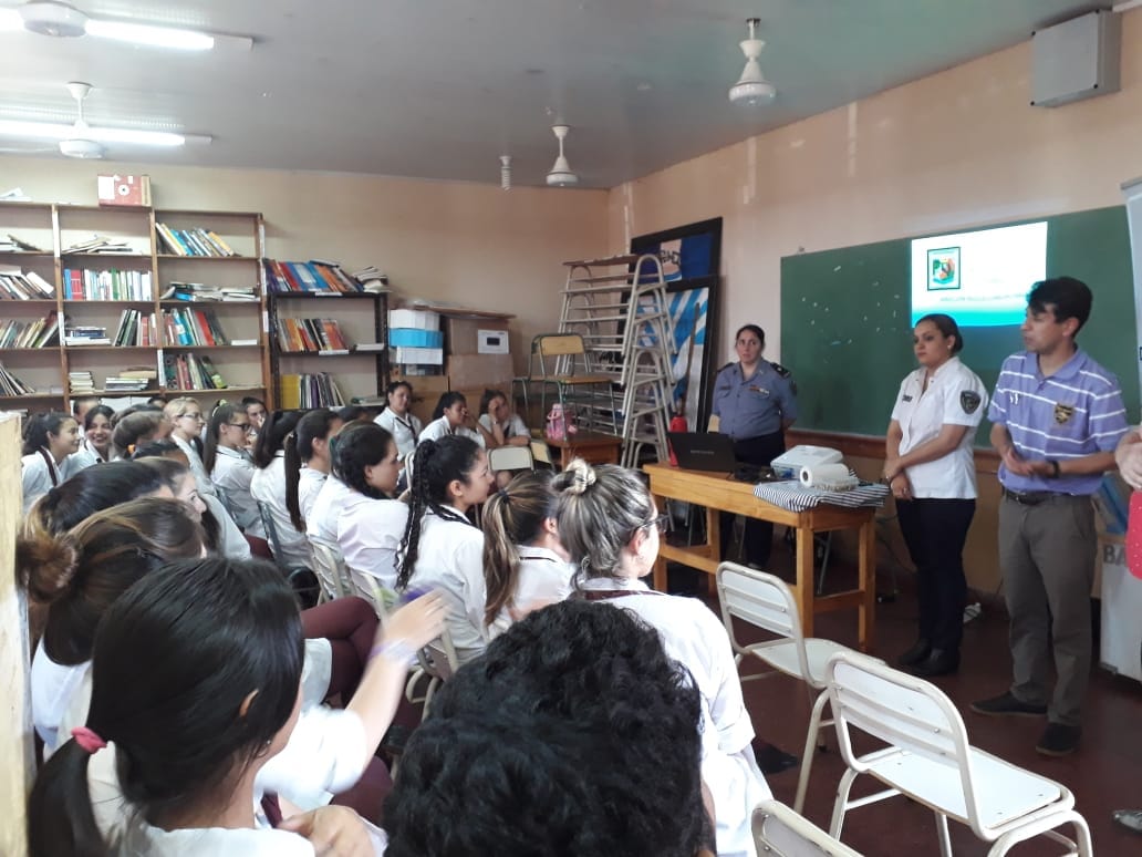 La División Escuela Segura visitó el BOP N° 100 de San Ignacio
