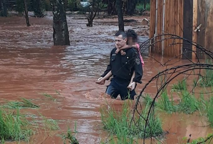Temporal provocó inundaciones y desborde de arroyos en Oberá