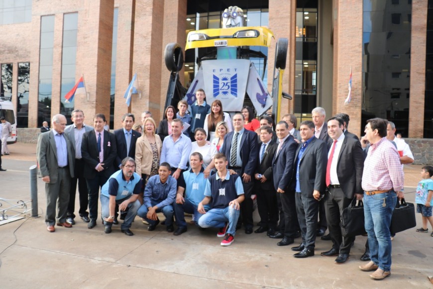 Alumnos de la EPET 25 de Campo Grande exhibieron su 