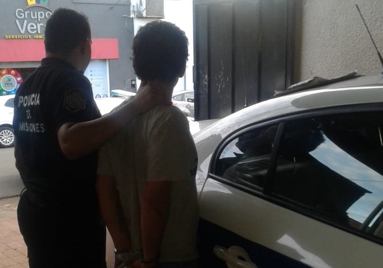 Posadas: intentó robar una radio y lo atraparon