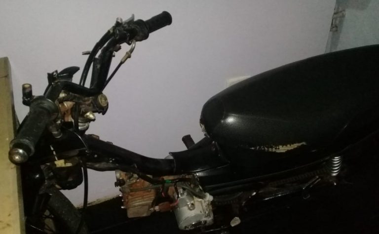 San Javier: recuperaron moto robada y abandona en una zona de malezas