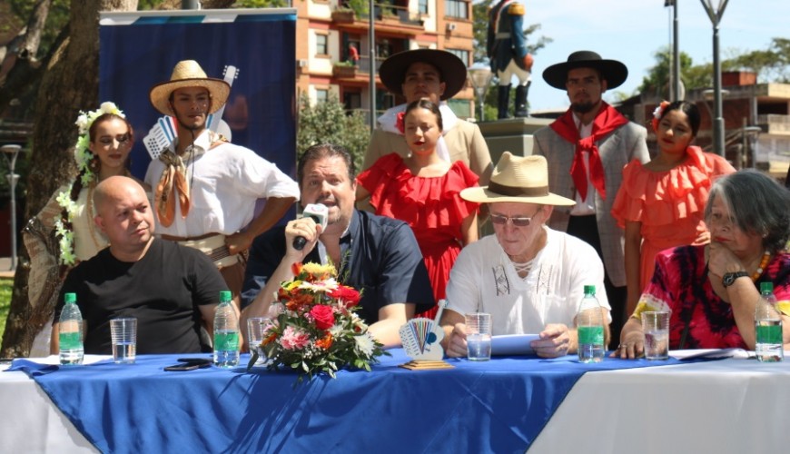 Presentaron a los artistas del 49° Festival Nacional de la Música del Litoral y 11° del Mercosur