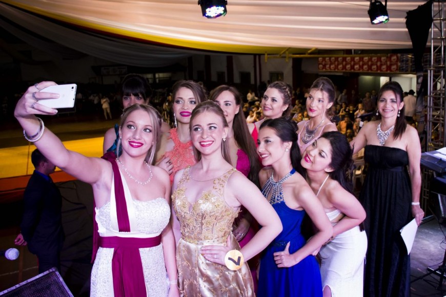 Alem se prepara para vivir la 43° Fiesta Provincial de la Cerveza 2 4 - fiesta de la cerveza 2017 noche 01 166 - 3