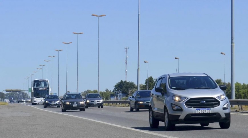 Un millón de turistas se moviliza en todo el país por el fin de semana largo