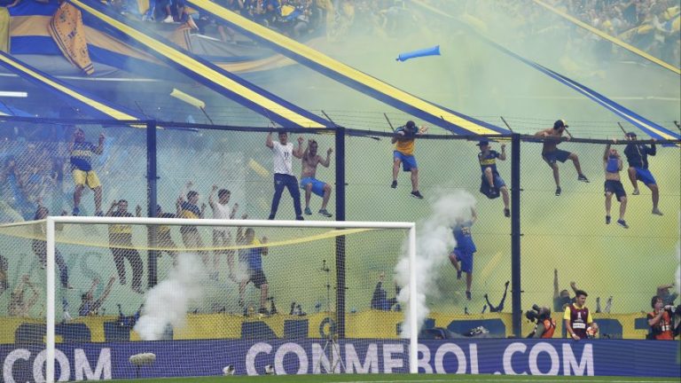 Superfinal de la Libertadores: los hinchas de Boca preparan un banderazo para acompañar al plantel