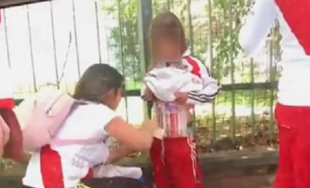 Superfinal violenta: detuvieron a mujer que puso bengalas en el cuerpo de una nena