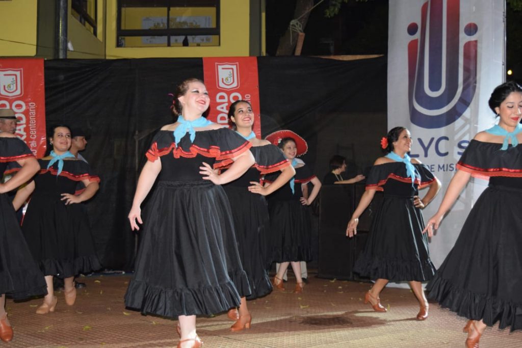 “Baile de mi tierra” evocó el Día de la Tradición en Eldorado