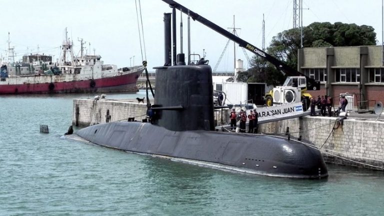 Familiares del submarino ARA San Juan: "Pedimos que no permitan la retirada del buque"