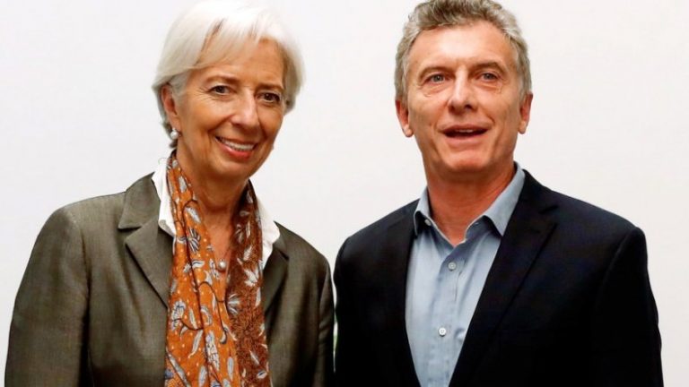 Gobierno espera aval del FMI para el plan “Felices Fiestas”