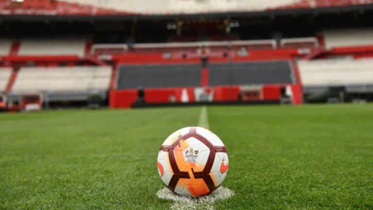 Superfinal de la Libertadores: la pelota que se usará en el River-Boca