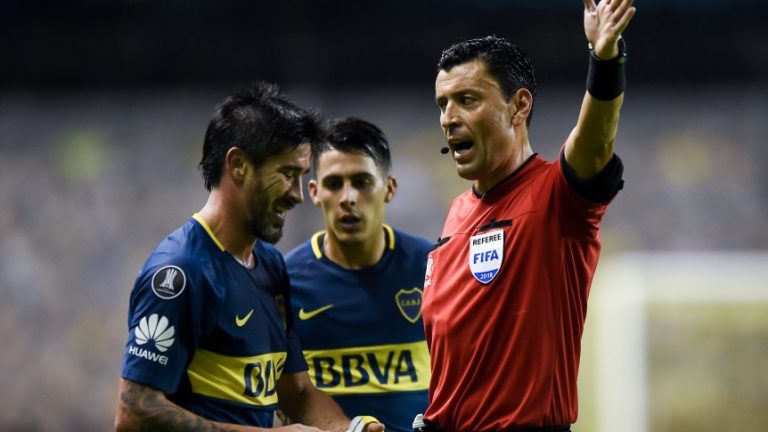 Copa Libertadores: la historia oculta del árbitro designado para el Boca-River en La Bombonera