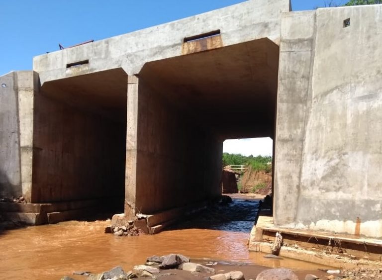Oberá: ya lleva 80% de ejecución la construcción del puente sobre el arroyo Mbotaby