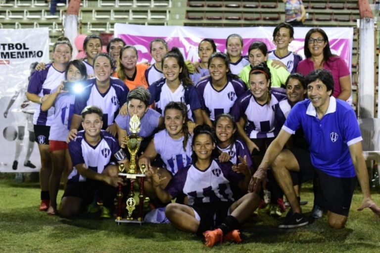 Fútbol femenino: Luz y Fuerza se coronó campeón de la Liga Posadeña