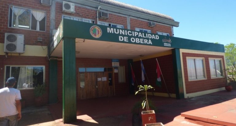 Oberá: beneficiarán con un bono de 2 mil pesos a empleados municipales