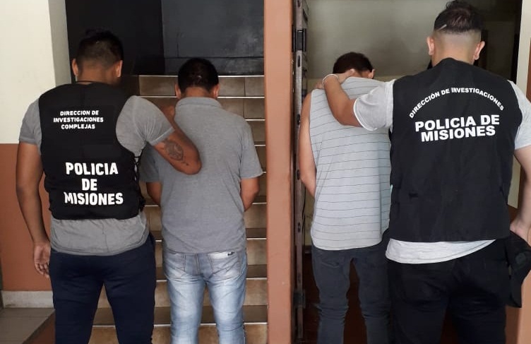 Cayó dúo sospechado por robo a taxistas en Posadas y Garupá
