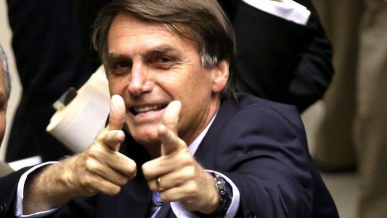 A días de asumir, Bolsonaro confirmó que autorizará libre tenencia de armas