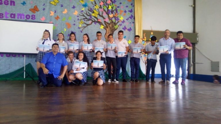 Garupá: entregaron diplomas a alumnos secundarios que participaron de talleres de liderazgo