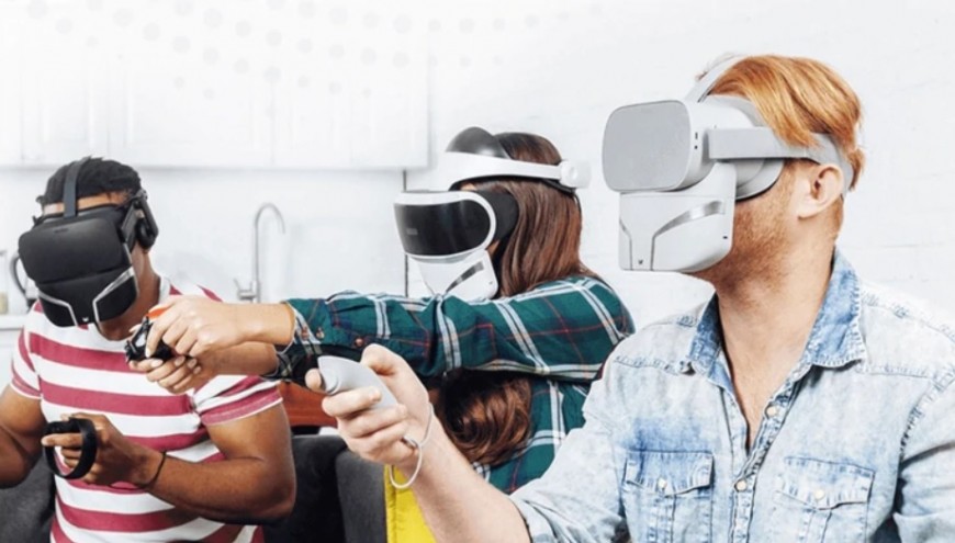 Cómo es la máscara de realidad virtual multisensorial que permite percibir olores y hasta sentir frío o calor