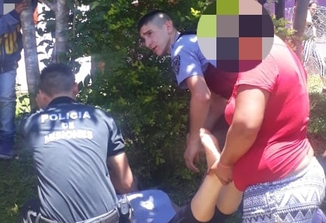 San Pedro: policías reanimaron a una mujer que se desvaneció en la casa