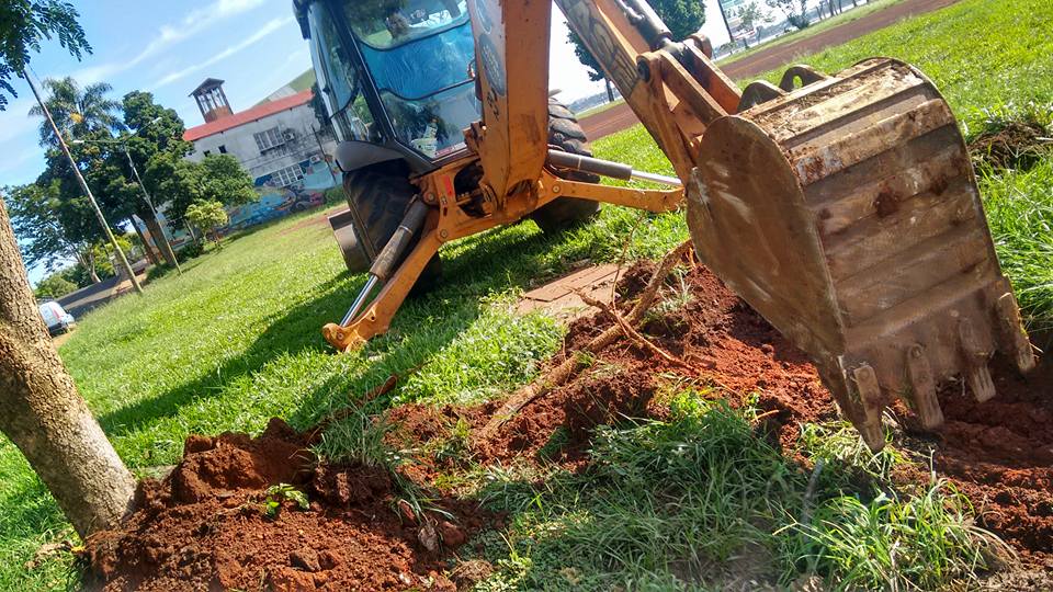 Entuban intersección de calle Sarmiento y Lanusse de Villa Blosset