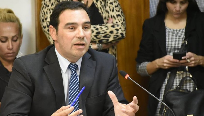 En Corrientes denuncian que la Provincia se queda con la ayuda de Nación para los inundados