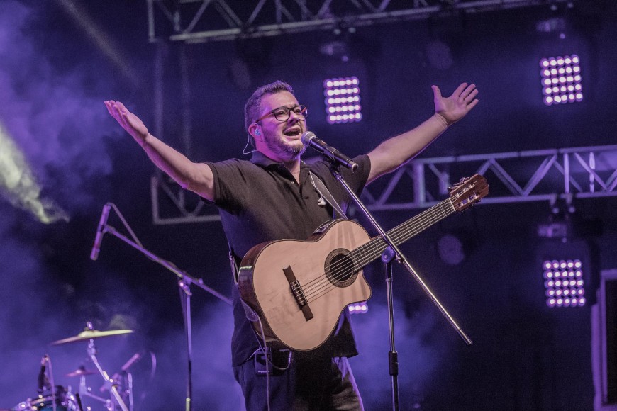 Fabián Meza se presenta esta noche en la Fiesta Nacional del Chamamé