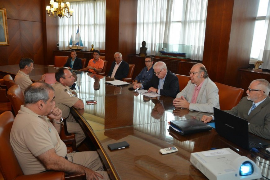 Autoridades nacionales y provinciales trabajan por la puesta marcha del Puerto Posadas