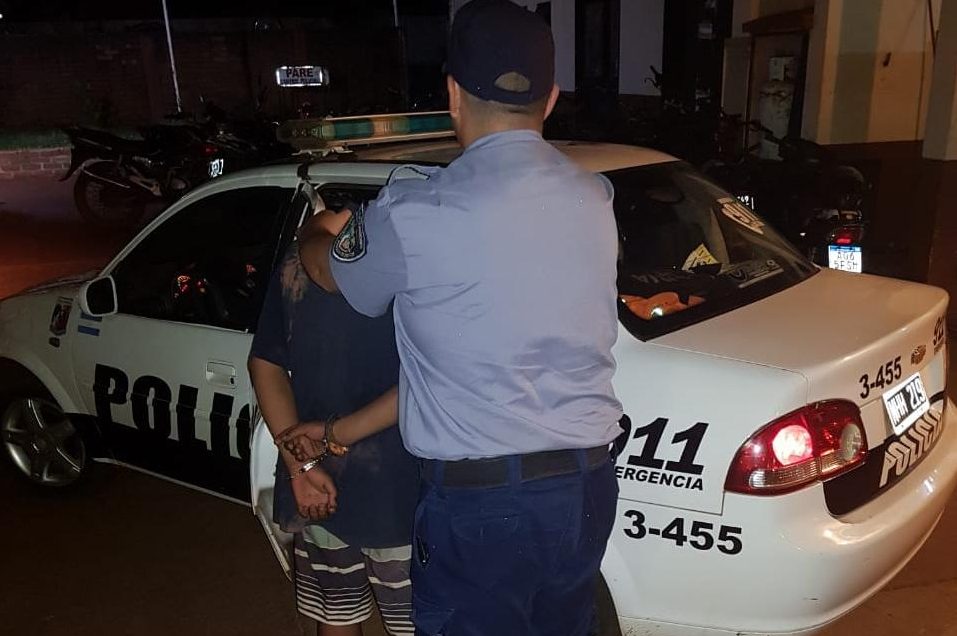 Oberá: atraparon a adolescente que intentaba escapar con un celular robado