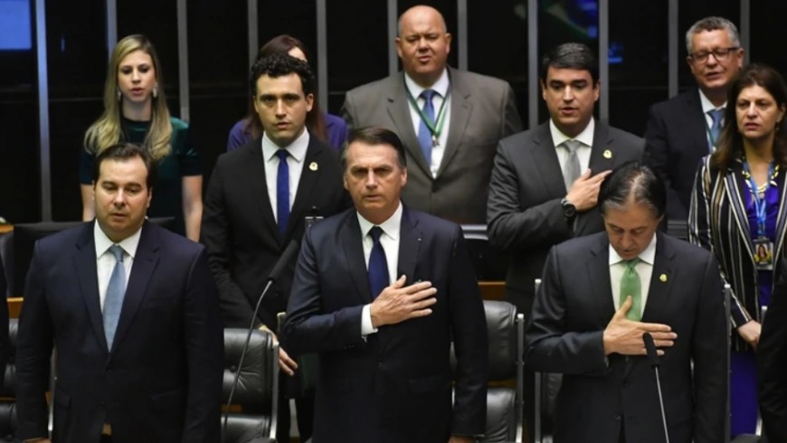 Discurso oficial: Bolsonaro llamó a liberar a Brasil de 
