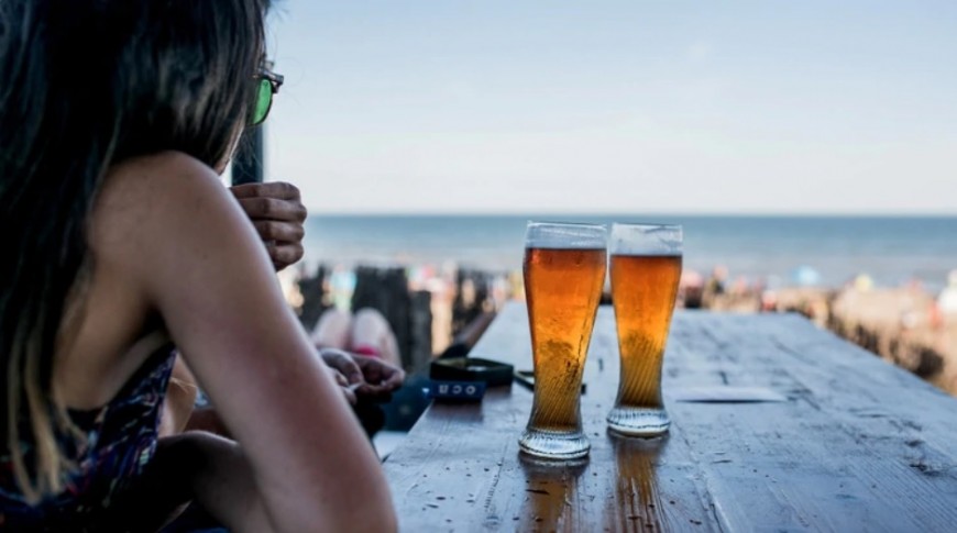 Cervezas artesanales: las variedades más populares en el país para degustar en verano