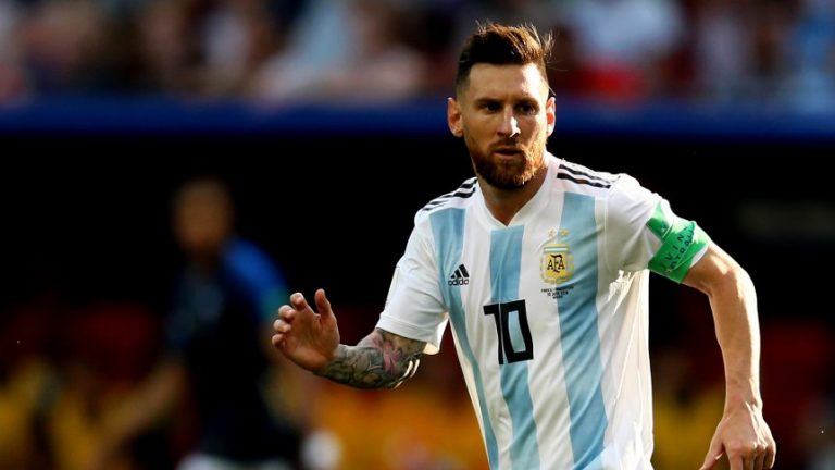 Tapia y el retorno de Messi: "Si el técnico lo cita, seguramente volverá"