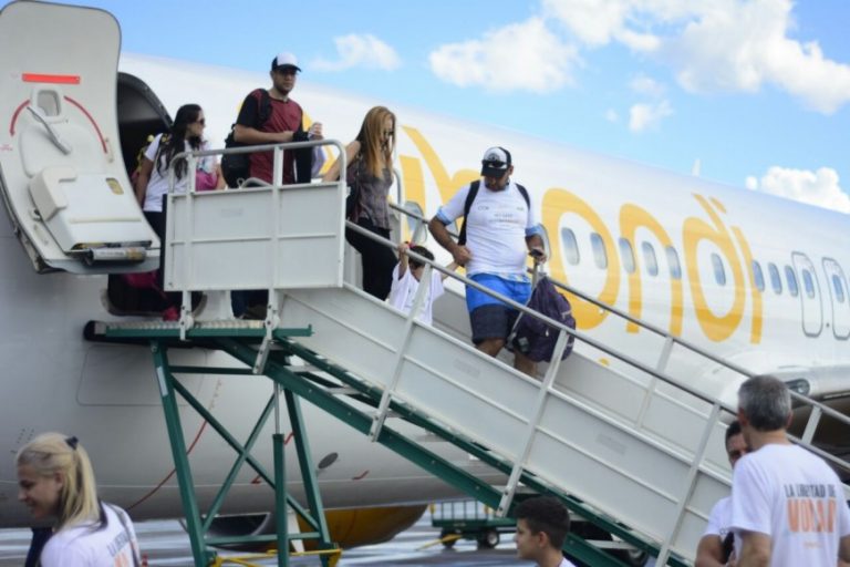 Misiones contará con el nuevo vuelo Iguazú - Rosario